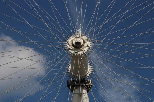 Hub of the London Eye by Clem Wehner